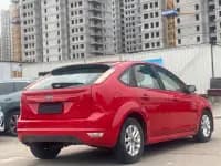 Ford Focus 2011 Hatchback 1.8L Automatic Fashion Edition — миниатюра 16