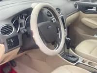 Ford Focus 2011 Hatchback 1.8L Automatic Fashion Edition — миниатюра 7