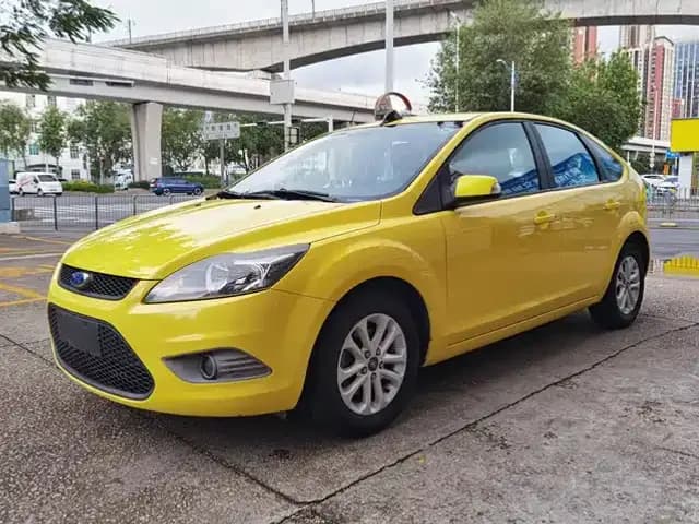 Ford Focus 2013 Hatchback Classic 1.8L Automatic Basic Model