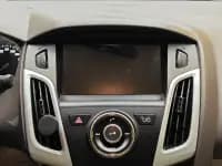 Ford Focus 2012 Sedan 1.6L Automatic Comfort — миниатюра 12