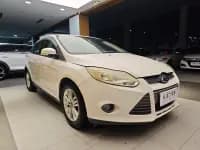Ford Focus 2012 Sedan 1.6L Automatic Comfort — миниатюра 4