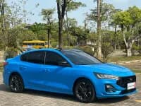 2022 Ford Focus Sedan EcoBoost 180 Automatic ST Line — миниатюра 3