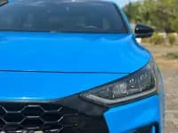 2022 Ford Focus Sedan EcoBoost 180 Automatic ST Line — миниатюра 4