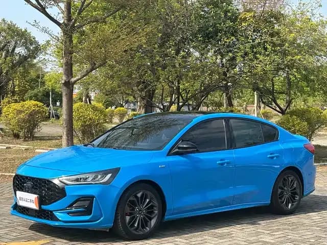 2022 Ford Focus Sedan EcoBoost 180 Automatic ST Line