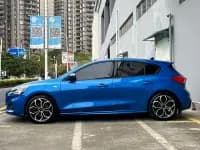 2021 Ford Focus Hatchback EcoBoost 180 Automatic ST Line — миниатюра 4