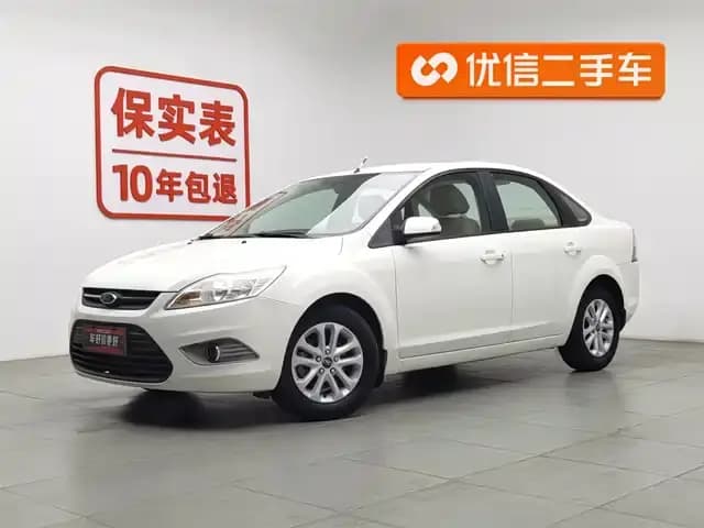 Ford Focus 2013 Sedan Classic 1.8L Automatic Basic Model