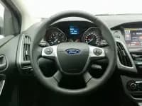 Ford Focus 2012 Sedan 1.6L Automatic Fashion Edition — миниатюра 11