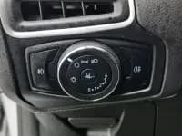 Ford Focus 2012 Sedan 1.6L Automatic Fashion Edition — миниатюра 21