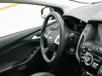 Ford Focus 2012 Sedan 1.6L Automatic Fashion Edition — миниатюра 22