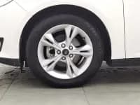 Ford Focus 2017 Hatchback 1.6L Automatic Comfort Smart Edition — миниатюра 17