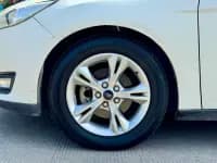 Ford Focus 2015 Hatchback 1.6L Automatic Comfort — миниатюра 11