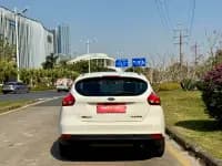 Ford Focus 2015 Hatchback 1.6L Automatic Comfort — миниатюра 7