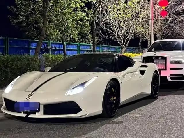 2015 Ferrari 488 GTB