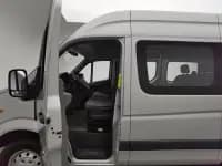 Tunland 2022 2.0T Manual Urban Edition Multi-functional Short Wheelbase Mid-roof Rear Single Tire 5/6/9 Seats 4F20TC3 — миниатюра 10