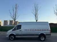 2023 Toano 2.8T Manual Jeep Van Long Wheelbase Mid-Roof Dual Rear Tires 3-Seat Professional Edition — миниатюра 3