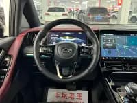 Trumpchi M8 2023 Master Series Dual Engine Supreme Edition — миниатюра 9