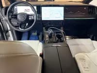 Trumpchi M8 2023 Master Series Dual Engine Supreme Edition — миниатюра 12