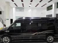 2014 SAVANA 6.0L Long Wheelbase Leader Edition — миниатюра 26