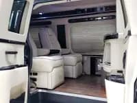 2014 SAVANA 6.0L Long Wheelbase Leader Edition — миниатюра 9