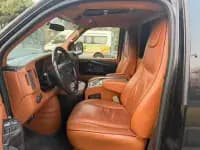 SAVANA 2013 6.0L Executive-Class Business Van — миниатюра 5