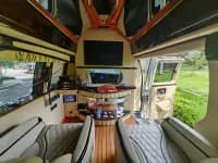 2011 SAVANA 6.0L Business Star 7-seater — миниатюра 13