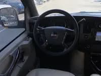 2011 SAVANA 5.3L Business Star 7-seater — миниатюра 14