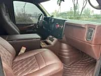 2016 SAVANA 6.0L G660L Premium Sunroof Edition — миниатюра 10