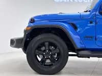2022 Jeep Wrangler 2.0T Highland 4-Door — миниатюра 10