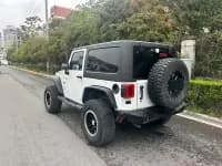 2015 Jeep Wrangler 3.6L Rubicon 2-Door — миниатюра 14