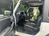 2015 Jeep Wrangler 3.6L Rubicon 2-Door — миниатюра 9