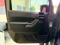 2015 Jeep Wrangler 3.6L Rubicon Four-Door Comfort Edition — миниатюра 14