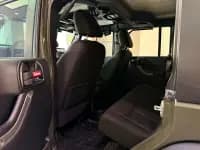 2015 Jeep Wrangler 3.6L Rubicon Four-Door Comfort Edition — миниатюра 9