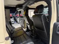 2012 Jeep Wrangler 3.6L Sahara 4-Door — миниатюра 11