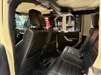 2012 Jeep Wrangler 3.6L Sahara 4-Door — миниатюра 13