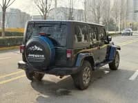 2017 Jeep Wrangler 3.0L Sahara Four-Door Comfort Edition — миниатюра 5