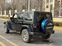 2017 Jeep Wrangler 3.0L Sahara Four-Door Comfort Edition — миниатюра 6