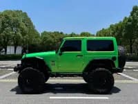 2012 Jeep Wrangler 3.6L Sahara Two-Door — миниатюра 17