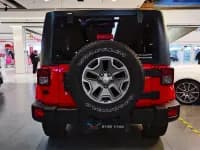 2017 Jeep Wrangler 3.0L Sahara Four-Door Comfort Edition — миниатюра 3