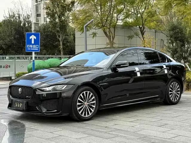 2022 Jaguar XEL 2.0T 200PS R-DYNAMIC Youth Sport Edition