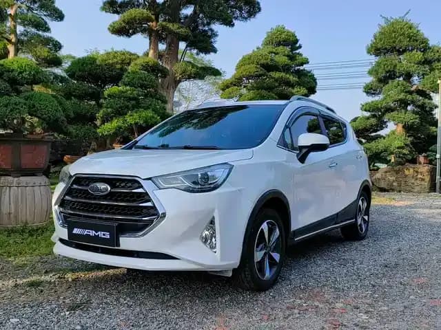 Refine S3 2017 1.5L Manual Deluxe Edition