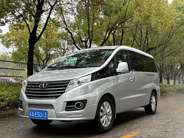 Refine M5 2014 Colorful Travel 2.0T Gasoline Manual Business Edition