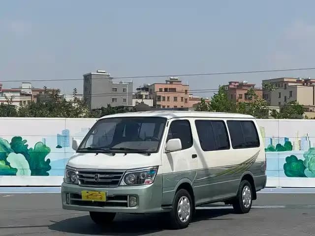 Jinbei Haishi 2008 Model 2.4L Manual Nine-Seater