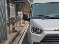 Teshun 2019 2.8T Commercial Vehicle Long Wheelbase Mid-Roof 6 Seats Single Rear Tire National VI Emission Standard JX493 — миниатюра 5