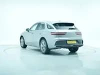 Genesis GV70 2025 2.5T 2WD Luxury Edition — миниатюра 7