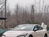 Jihu Alphard S5 2024 Model 560MAX 185kW — миниатюра 1