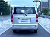 Refine M3 2016 IKEA Edition 2.0L Luxury — миниатюра 10