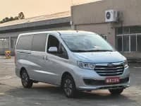 Refine M3 2023 1.8L 5-seater Classic Edition — миниатюра 3