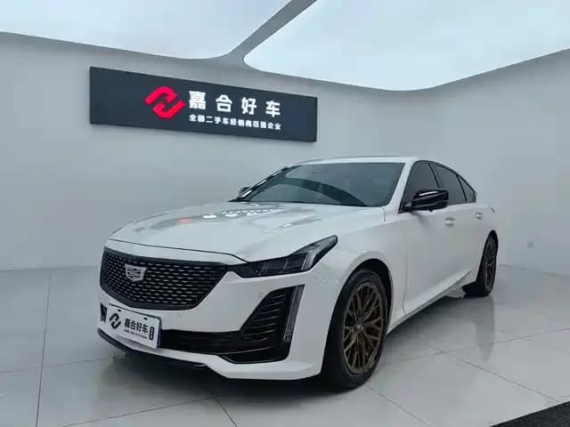 2023 Cadillac CT5 28T Luxury (Standard Edition)