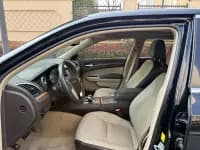 2013 Chrysler 300C Imported Model 3.6L Premium Edition — миниатюра 8