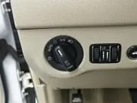 2013 Chrysler 300C Imported Model, 3.6L Premium Edition — миниатюра 21